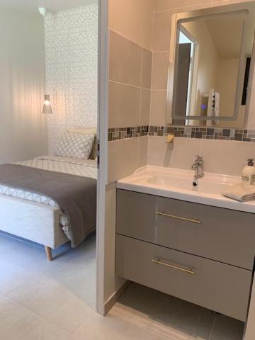 Domaine Miltat - Chambre Crayere Pierry Εξωτερικό φωτογραφία